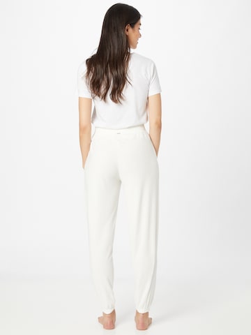 Tapered Pantaloni di Gilly Hicks in bianco
