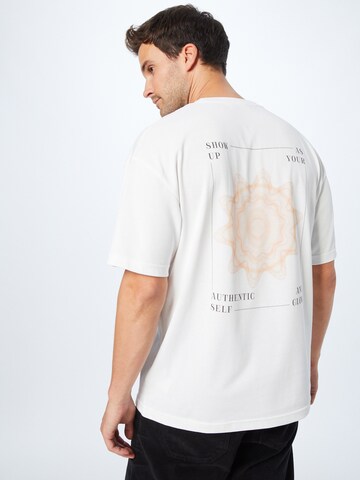 ABOUT YOU Limited T-shirt 'Keno'  by Vincent von Thien in Weiß