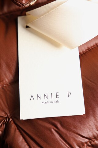 Annie P Jacket & Coat in XS in Brown