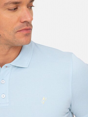 Coupe regular T-Shirt Jacey Quinn en bleu