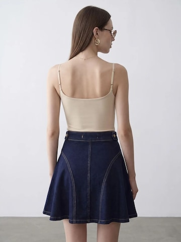 Dilvin Tanktops & Camis in Beige