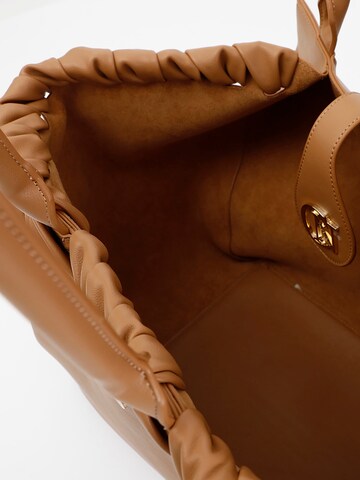 CAFè NOIR Buideltas in Bruin