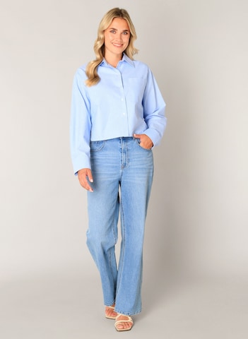BASE LEVEL Blouse in Blue