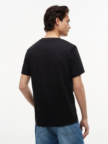 TOMMY HILFIGER Paita värissä musta