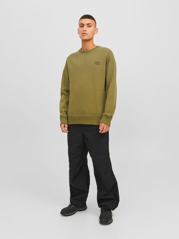 JACK & JONES Sweatshirt in Green