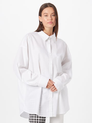 Cotton On Μπλούζα σε λευκό: μπροστά