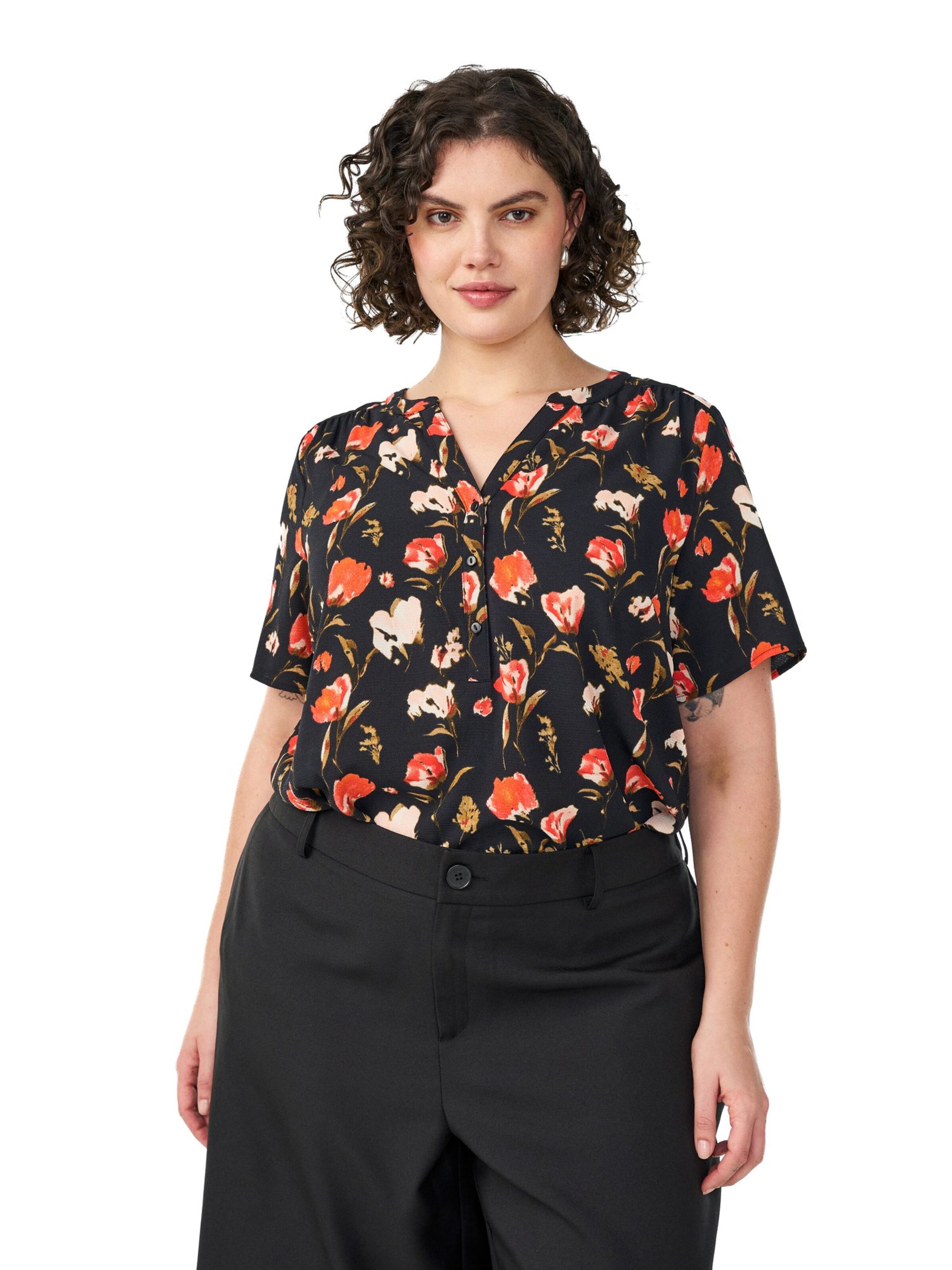 Bluză 'Caanni' de la Zizzi pe negru: față