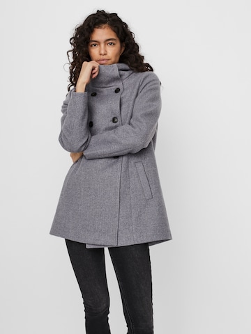 Veste mi-saison 'SUNNY' VERO MODA en gris : devant