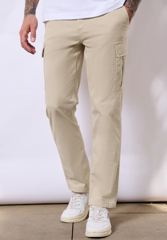 Street One MEN Loose fit Cargo Pants in Beige: front