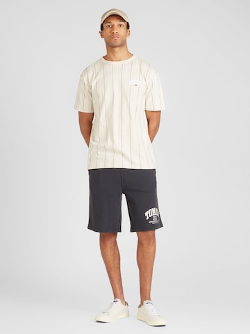 Tommy Jeans Loosefit Shorts 'Athletic' in Schwarz