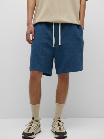 Pull&Bear Regular Shorts in Blau