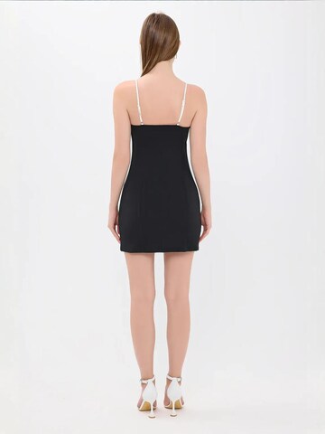 Hiccup Jurk in Zwart