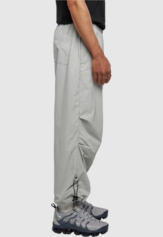 Urban Classics Tapered Broek in Grijs