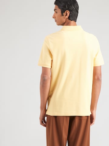 FYNCH-HATTON Μπλουζάκι σε κίτρινο