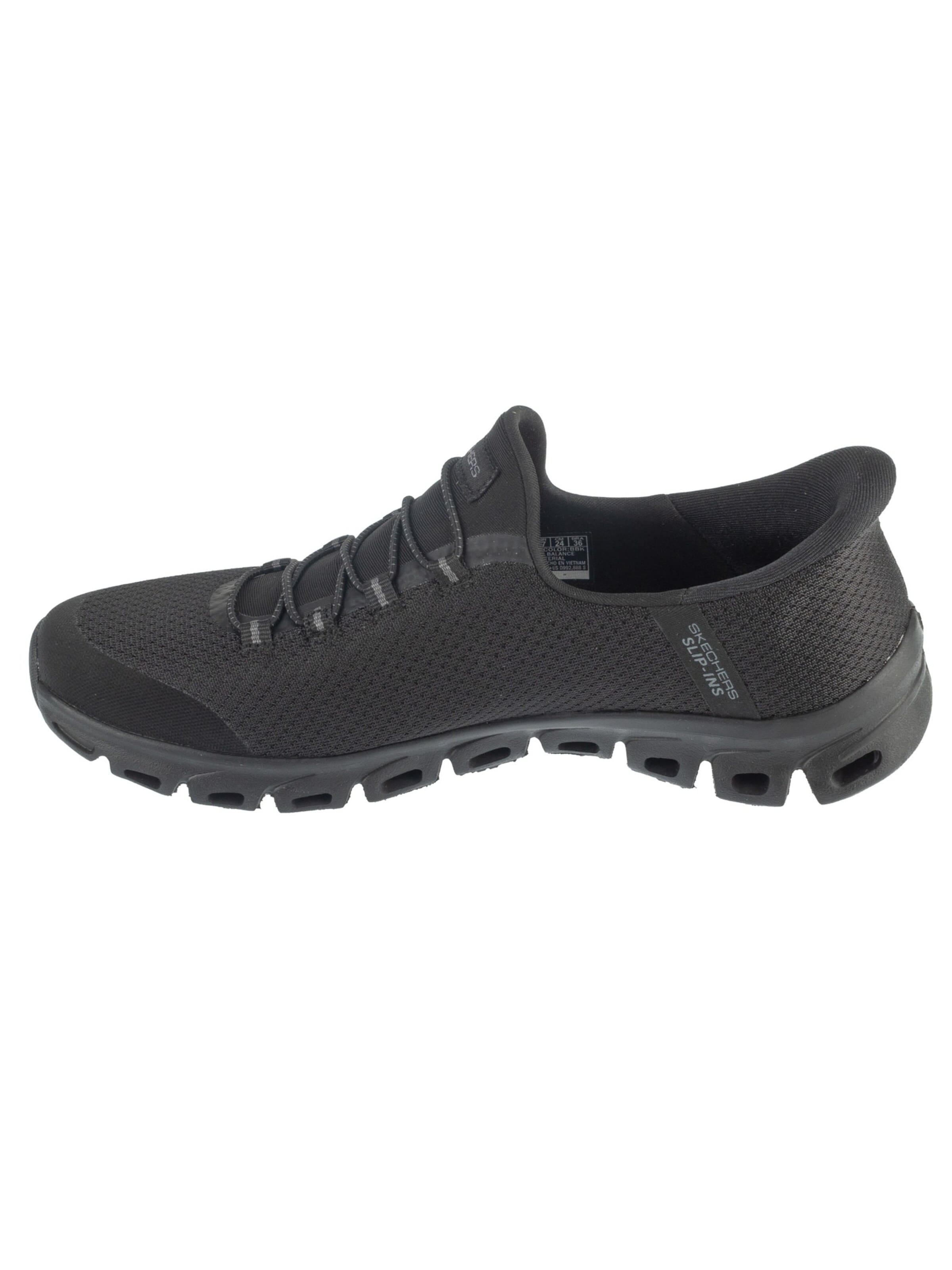 SKECHERS Slip-on in Zwart