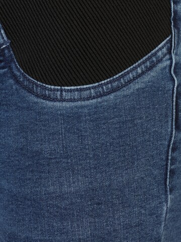 Coupe slim Jean BELLYBUTTON en bleu