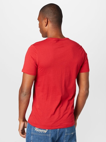 GUESS - Camiseta en rojo