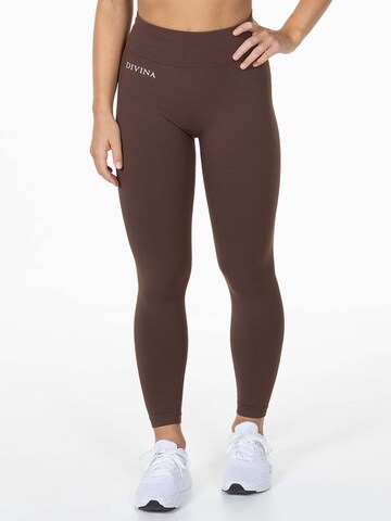 Divina Skinny Sporthose 'Prime' in Braun: Vorderseite
