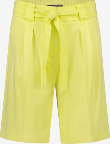Pantalon Betty Barclay en vert : devant