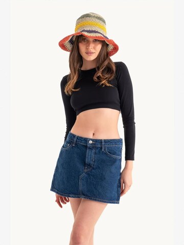 Hiccup Shirt in Zwart: voorkant