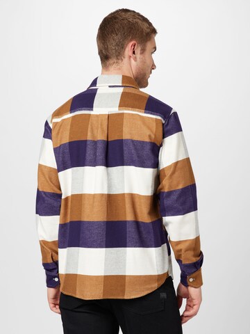 Coupe regular Chemise 'Lyman' Carhartt WIP en orange