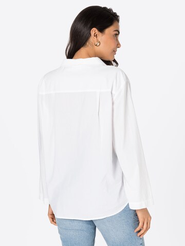 WEEKDAY - Blusa 'Mira' em branco