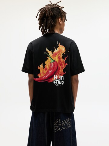 T-Shirt Pull&Bear en noir : devant