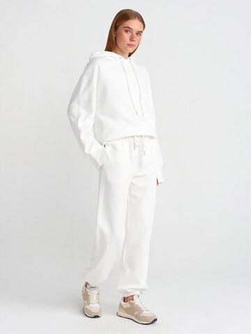 Dilvin Wide leg Sports trousers in White: front