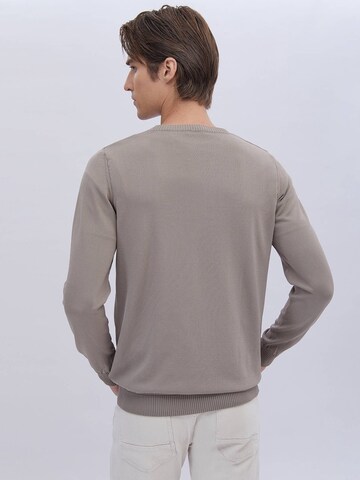 KİP Sweater in Grey