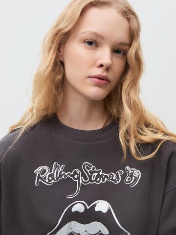 Sweat-shirt 'ROLL89' MANGO TEEN en gris
