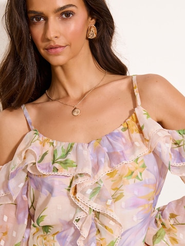 Lipsy Bluse in Beige