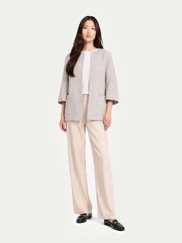 GOBI Cashmere Trui 'Patch Pocket Cashmere Poncho Jacket' in Grijs