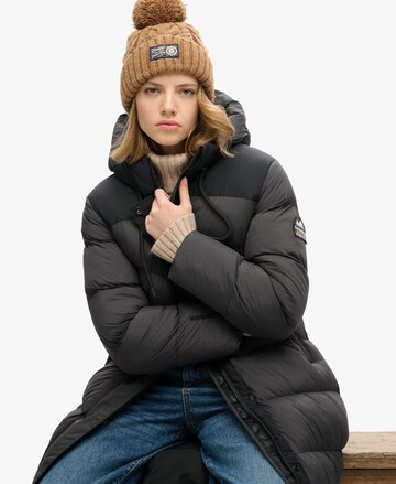 Superdry Wintermantel in Grijs