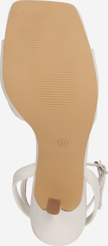 Sandales à lanières 'Faith: Ella' Dorothy Perkins en blanc