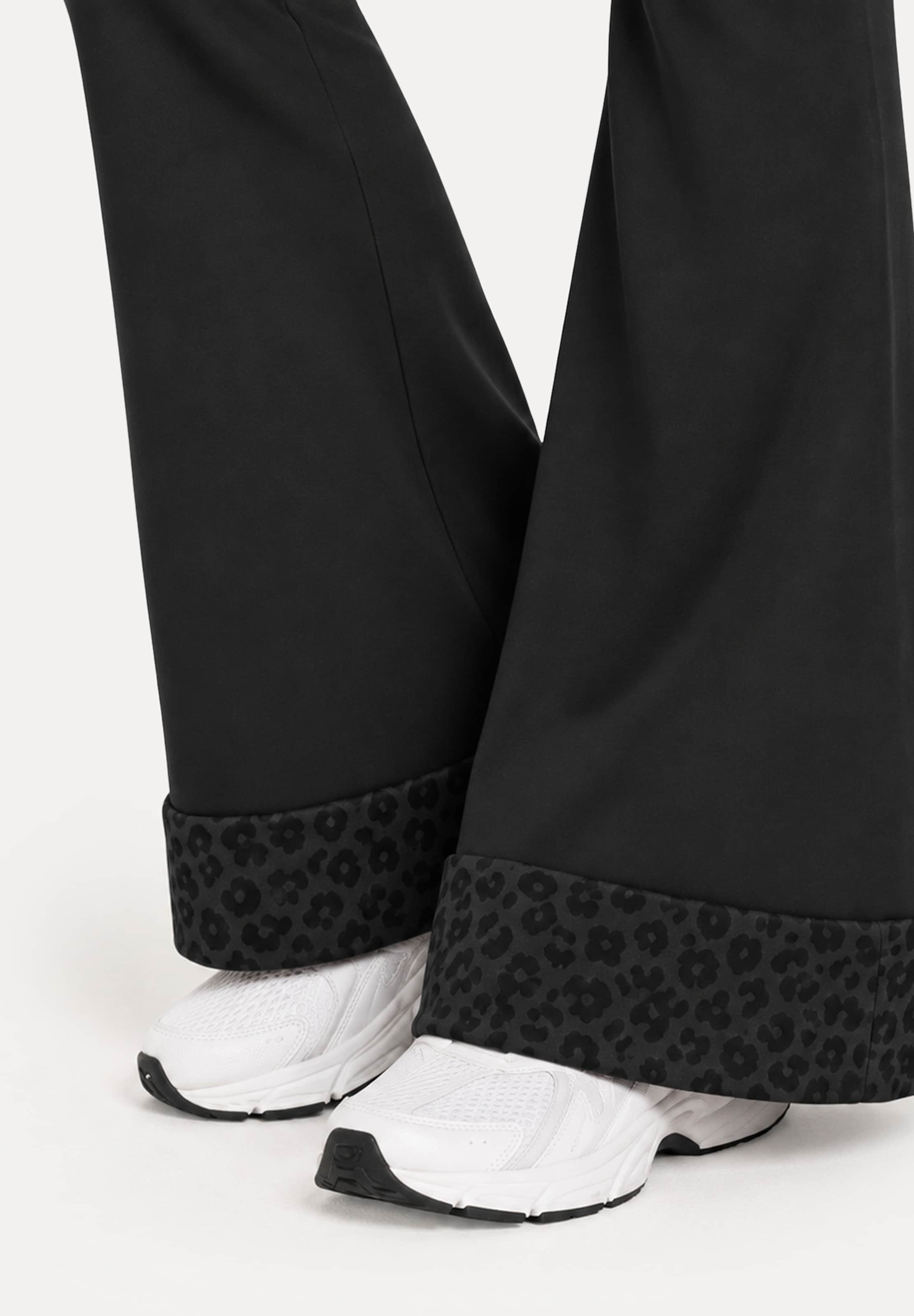 Coupe slim Leggings ' Lithara Solid ' Smilodox en noir