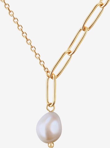 Valero Pearls Necklace in Gold