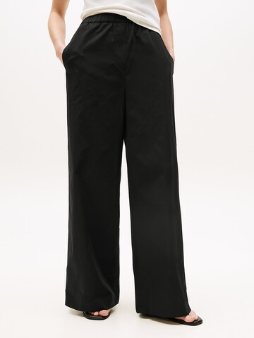 TOMMY HILFIGER Wide Leg Hose in Schwarz: Vorderseite