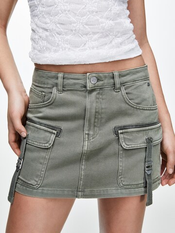 Pull&Bear Skirt in Green: front