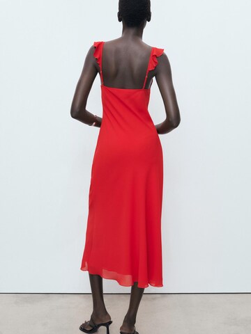 Rochie 'KIM' de la MANGO pe roșu