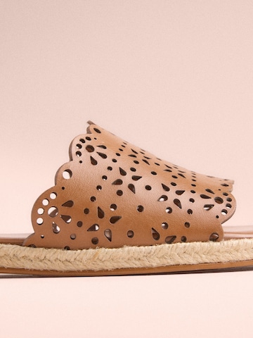 Next Mule 'Tabitha Simmons x Next Darcy' in Brown