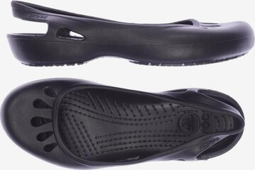 Crocs Sandalen 39 in Schwarz: predná strana