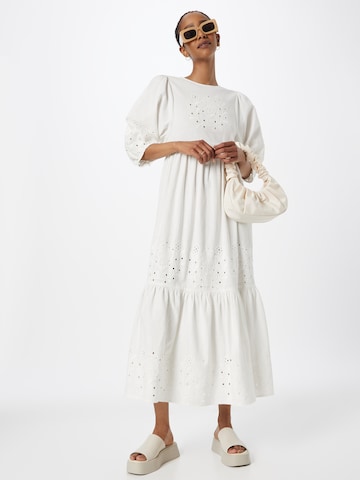 Damson Madder Kleid 'CLARISSE' in Weiß