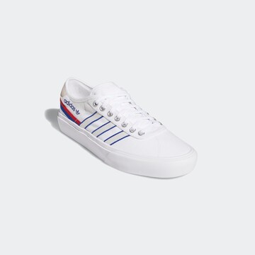 Sneaker bassa 'Delpala' di ADIDAS ORIGINALS in bianco