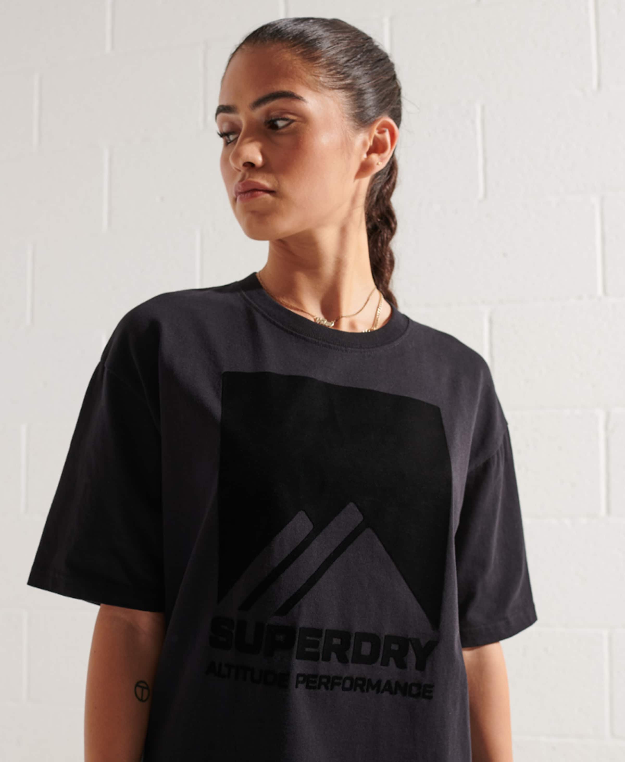 Frauen Shirts & Tops Superdry Shirt 'Mountain Sport' in Schwarz - WJ23082