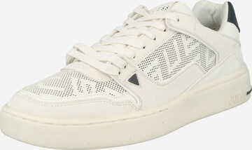 Sneaker low 'VERONA' de la GUESS pe alb: față