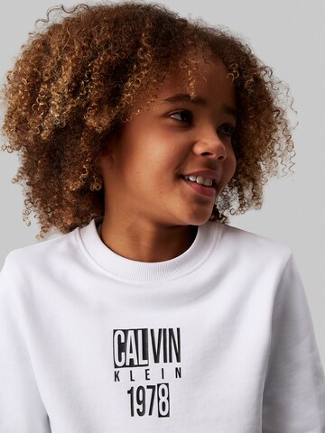Calvin Klein Jeans Sweatshirt in White