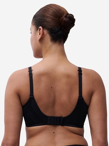 Chantelle Minimiser Bra 'Glaze' in Black