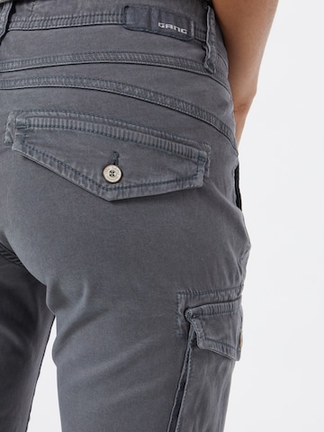 Coupe slim Jeans cargo 'Amelie' Gang en gris