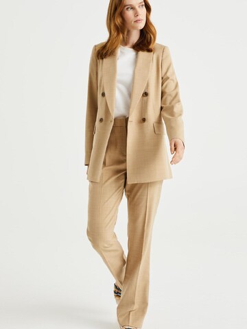 WE Fashion Boot cut Trousers with creases in Beige