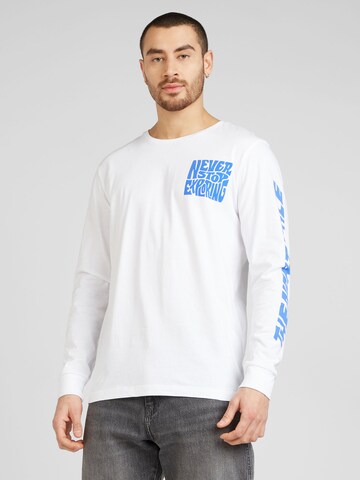 Tricou 'MOUNTAIN PLAY' de la THE NORTH FACE pe alb: față